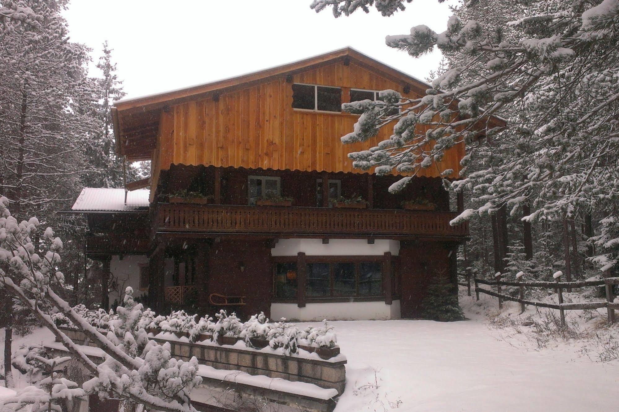 Dolomites Hut 3* San Vigilio Di Marebbe